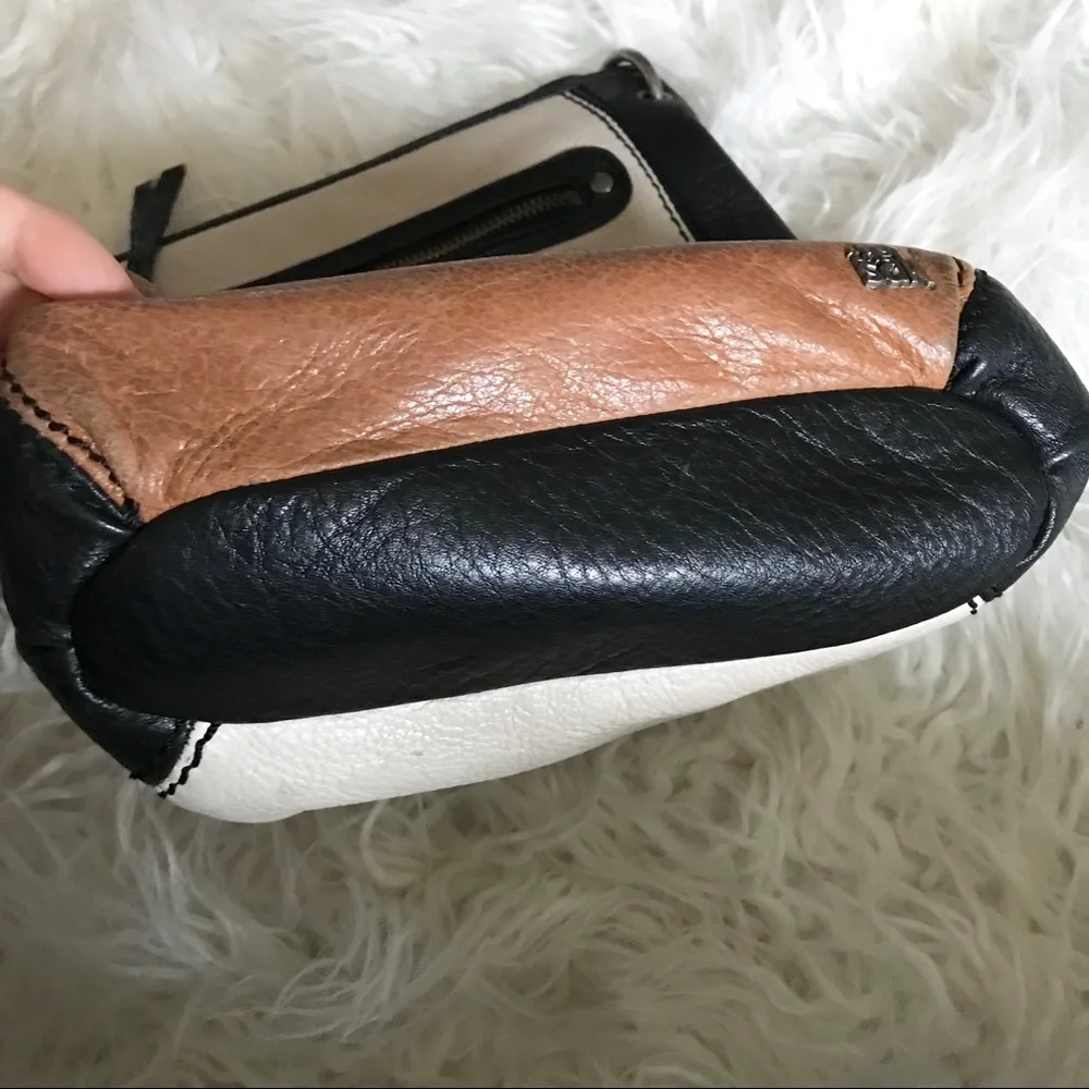 The Sak Laurel crossbody leather‎ handbag EUC